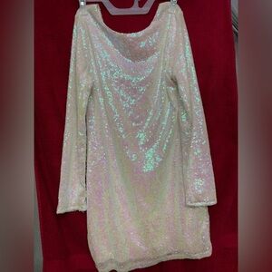 White iridescent mini sequined dress